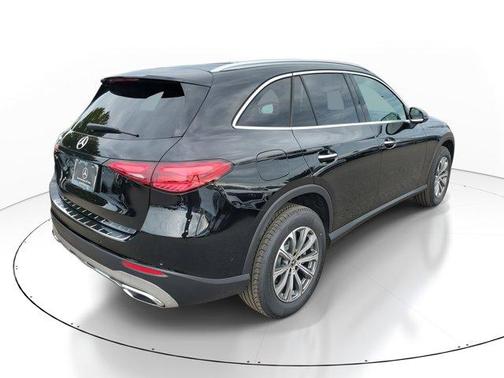 2026 Mercedes-Benz GLC 300 Base