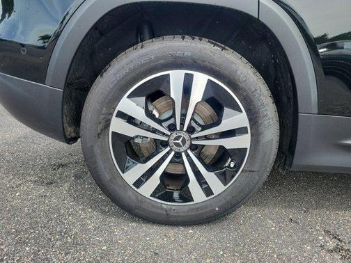 2025 Mercedes-Benz GLB 250 Base
