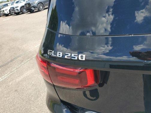 2025 Mercedes-Benz GLB 250 Base