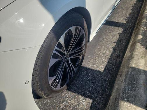 2025 Mercedes-Benz E-Class E 350