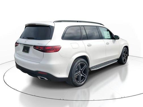 2026 Mercedes-Benz GLS 450 
