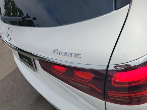 2026 Mercedes-Benz GLS 450 
