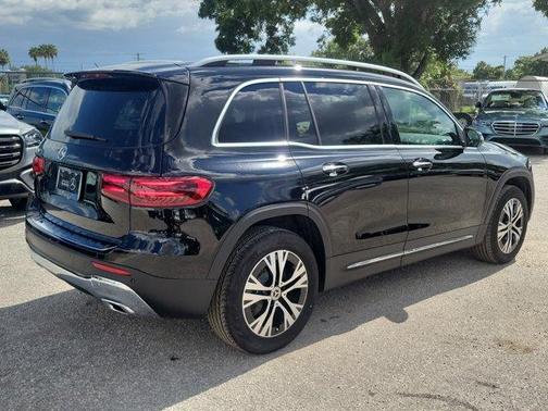 2025 Mercedes-Benz GLB 250 Base