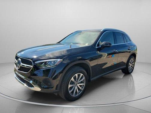 2025 Mercedes-Benz GLC 300 Base