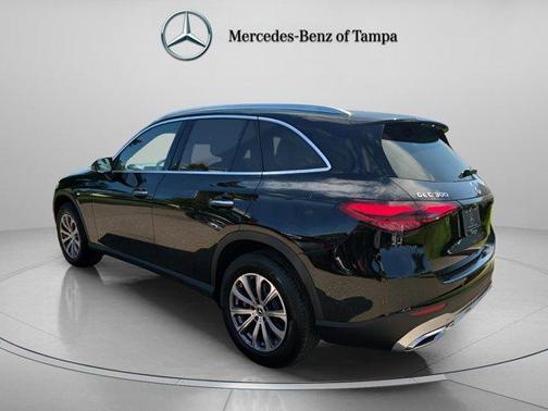 2025 Mercedes-Benz GLC 300 Base