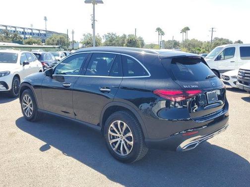 2025 Mercedes-Benz GLC 300 Base 4MATIC
