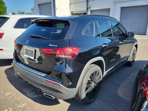 Night Black 2022 Mercedes-Benz GLA 250 4MATIC