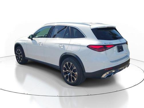 2025 Mercedes-Benz GLC 350e Base 4MATIC