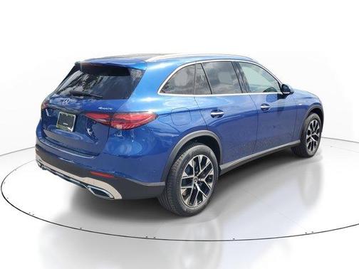 2025 Mercedes-Benz GLC 350e Base 4MATIC