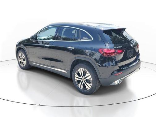 2025 Mercedes-Benz GLA 250 Base