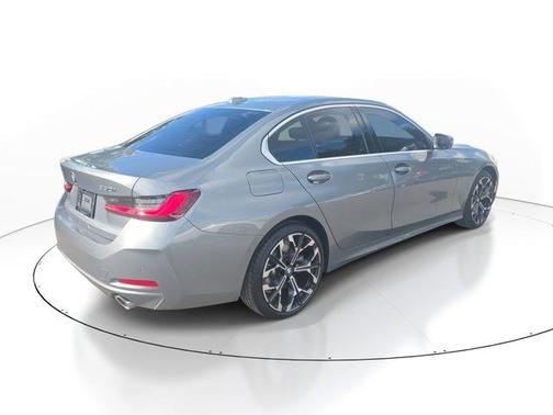 2025 BMW 330 i