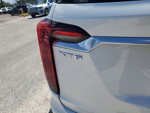 2020 Cadillac XT6 Premium Luxury FWD