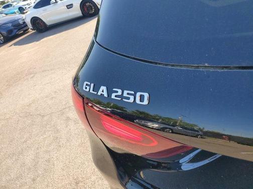 2025 Mercedes-Benz GLA 250 Base