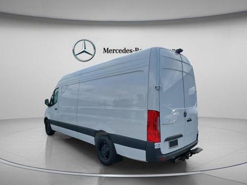 2026 Mercedes-Benz Sprinter 2500 High Roof