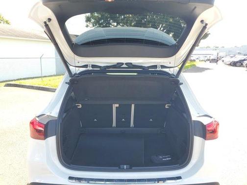 2025 Mercedes-Benz GLA 250 Base
