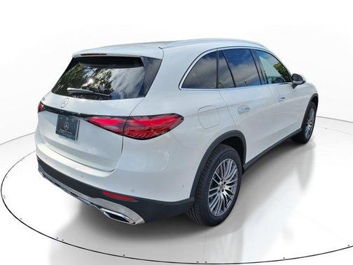 2026 Mercedes-Benz GLC 300 Base