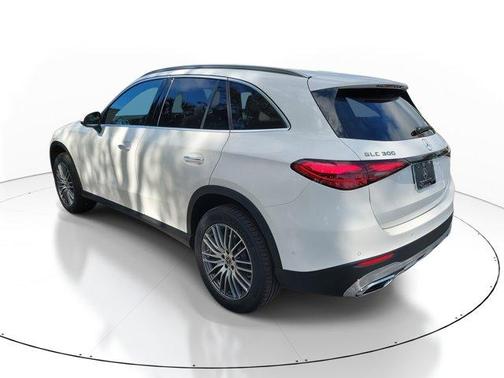 2026 Mercedes-Benz GLC 300 Base