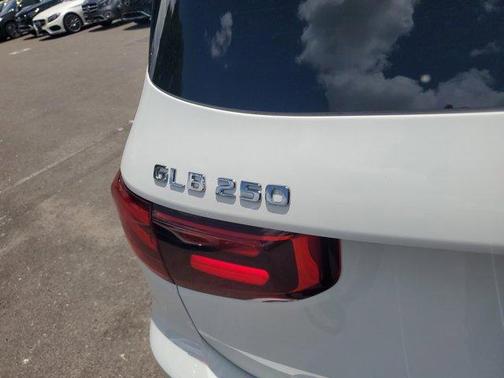 2025 Mercedes-Benz GLB 250 Base