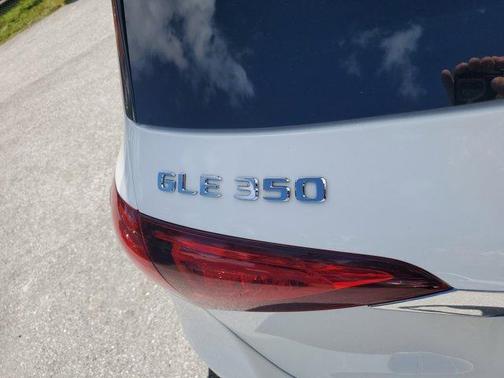 2022 Mercedes-Benz GLE 350 Base 4MATIC