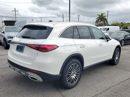 2026 Mercedes-Benz GLC 300 Base 4MATIC