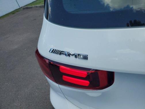 2025 Mercedes-Benz AMG GLB 35 Base