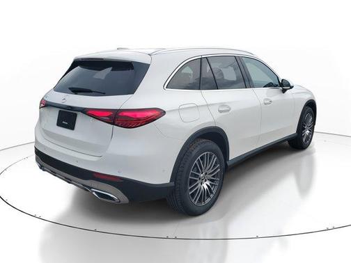 2025 Mercedes-Benz GLC 300 Base