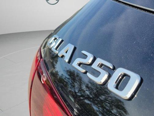 2026 Mercedes-Benz GLA 250 Base