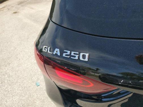 2025 Mercedes-Benz GLA 250 Base