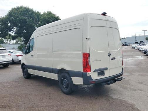 2025 Mercedes-Benz Sprinter 2500 144 WB