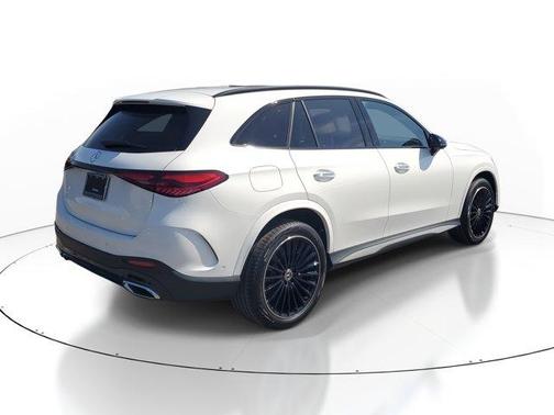 2025 Mercedes-Benz GLC 300 Base