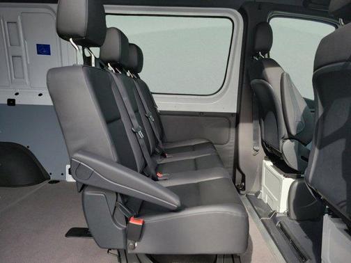 2026 Mercedes-Benz Sprinter 2500 144 WB Standard Roof Crew