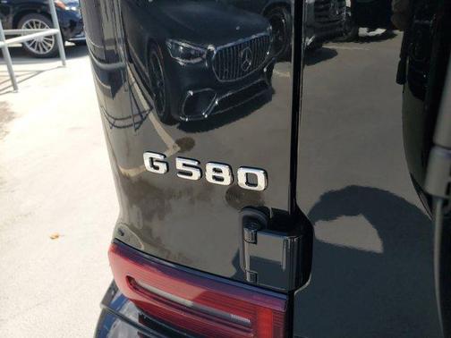 2025 Mercedes-Benz G-Class Base