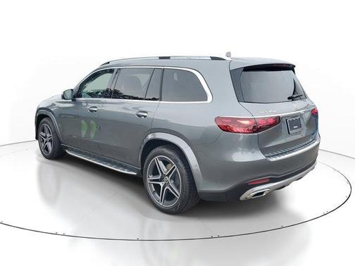 2026 Mercedes-Benz GLS 450 