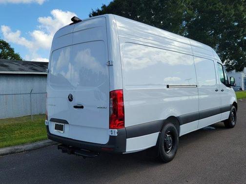2026 Mercedes-Benz Sprinter 2500 High Roof