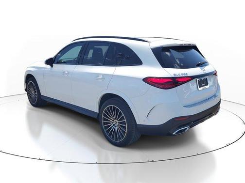 2025 Mercedes-Benz GLC 300 Base