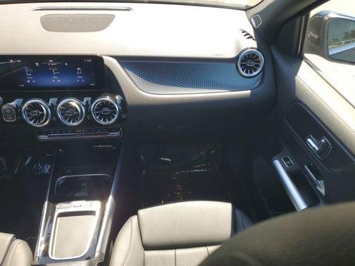 2025 Mercedes-Benz GLA 250 Base