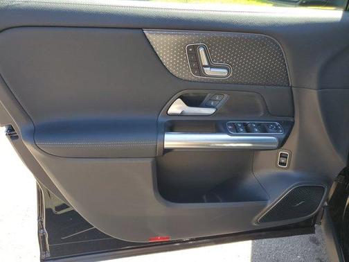 2025 Mercedes-Benz GLA 250 Base