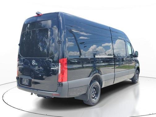 2025 Mercedes-Benz Sprinter 3500 High Roof
