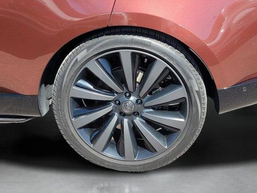 2023 Land Rover Range Rover SV