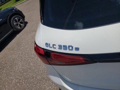2025 Mercedes-Benz GLC 350e Base 4MATIC
