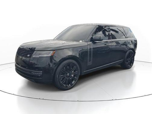 2025 Land Rover Range Rover P530 SE 7 Seat