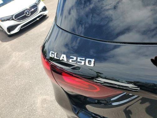 2025 Mercedes-Benz GLA 250 Base