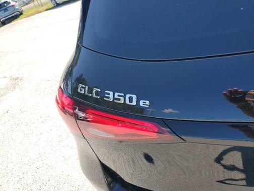 2025 Mercedes-Benz GLC 350e Base 4MATIC