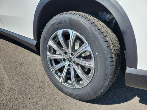 2026 Mercedes-Benz GLC 300 Base