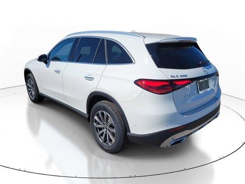 2026 Mercedes-Benz GLC 300 Base