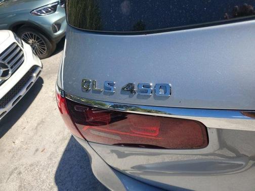 2026 Mercedes-Benz GLS 450