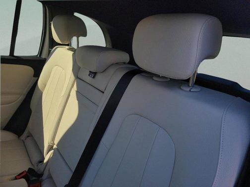 2025 Mercedes-Benz GLB 250 Base