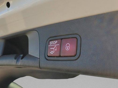 2025 Mercedes-Benz GLB 250 Base