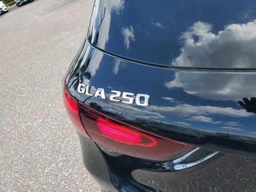 2025 Mercedes-Benz GLA 250 Base