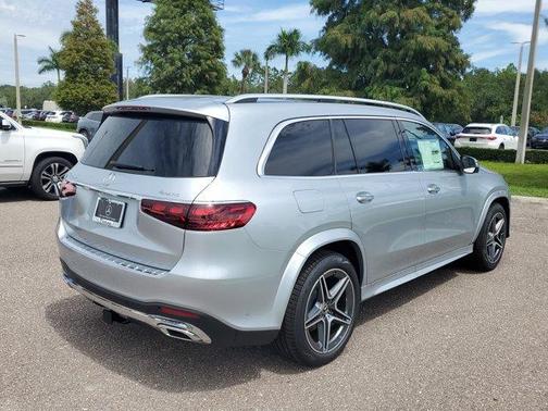 2025 Mercedes-Benz GLS 450 4MATIC